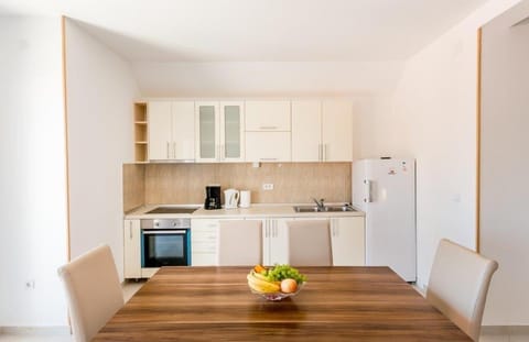 Apartments Lille Condo in Dubrovnik-Neretva County