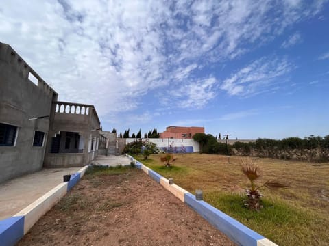 Property building, Spring, Day, Natural landscape, Garden, Garden, Garden view