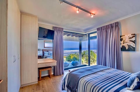 Sawubona Guesthouse Bed and Breakfast in Port Elizabeth