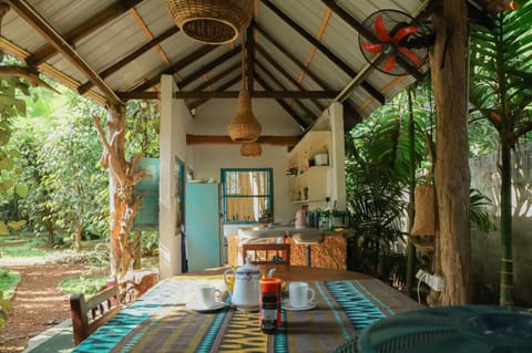 Shady Cottage Campingplatz /
Wohnmobil-Resort in Ahangama