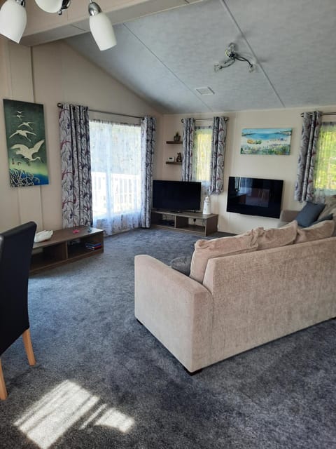 Sea View luxury 3 bed Lodge at Bideford Bay Hoilday Park Parkdean House in Bideford Bay Holiday Park