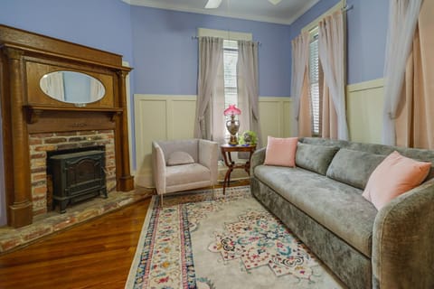 Wilmington Vacation Rental, Walk to Downtown! House in Wilmington