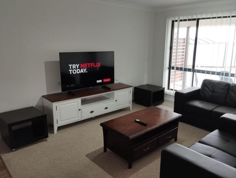 Ascot Gardens Serviced Apartments Apartment in Dubbo