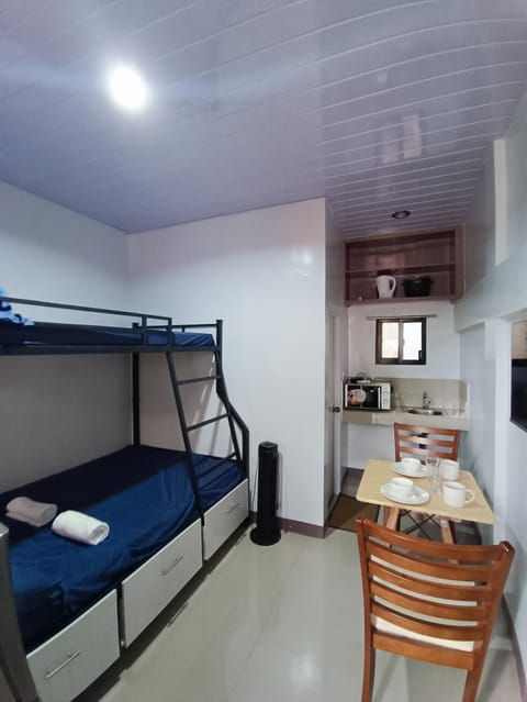 CM Homey House Bed and Breakfast in Davao Region