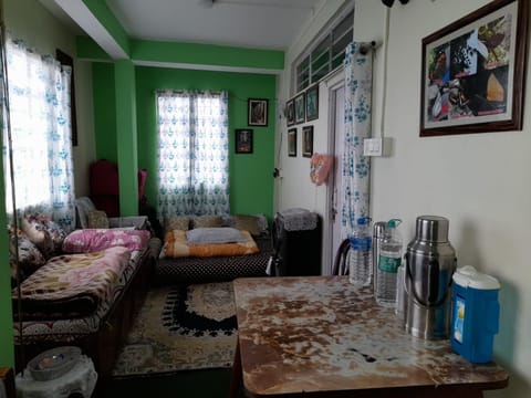 International Youth Hostel and Homestay Kurseong Bazar Apartment in West Bengal