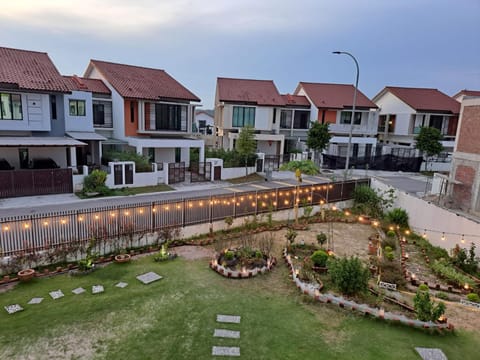 E&H Homestay Corner Lot Bandar Dato Onn House in Johor Bahru