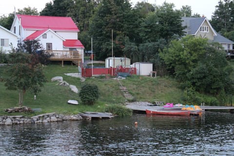 Balsam Lake Cottage 5 Bed room House in Kawartha Lakes