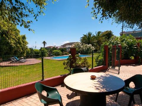 beautiful 5 bedroom property with sea view, private tennis court private pool House in Palmas de Gran Canaria