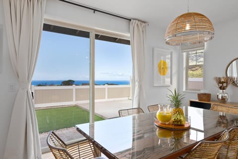 @ Marbella Lane - Serene & Lovely MT + Ocean Views Haus in Makaha Valley