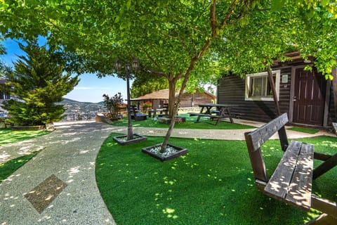 Property building, Patio, Dining area, Garden view, Mountain view