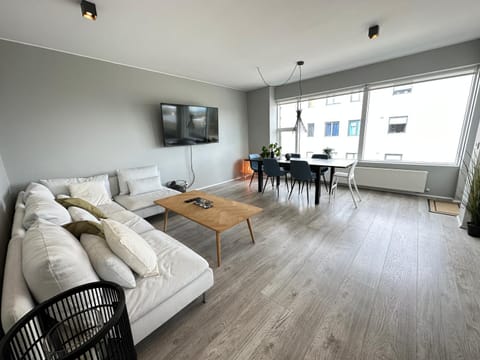 Apartment Lyngas - Birta Rentals Condominio in Kopavogur