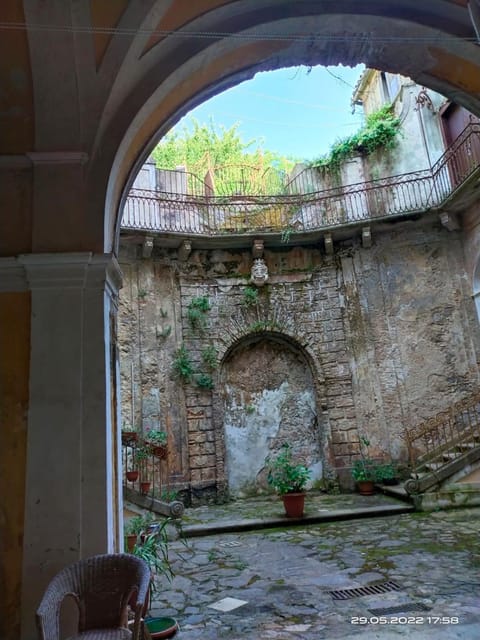 Patio, Balcony/Terrace