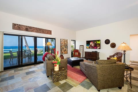 Royal Sea Cliff 109 House in Holualoa