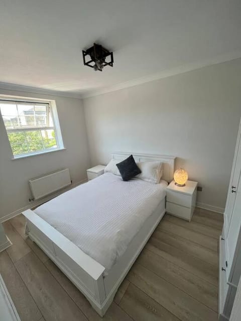 Stylish Penarth Marina Apartment Apartment in Cardiff