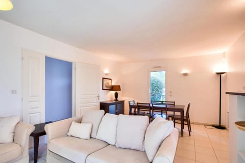 Résidence Villa Marine - maeva Home - Appartement 3 Pièces 6 Personnes - Co 07 Condo in Soulac-sur-Mer