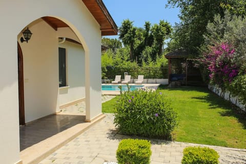 Luxury villa 5 minutes from scenic town center and river Villa in Dalyan