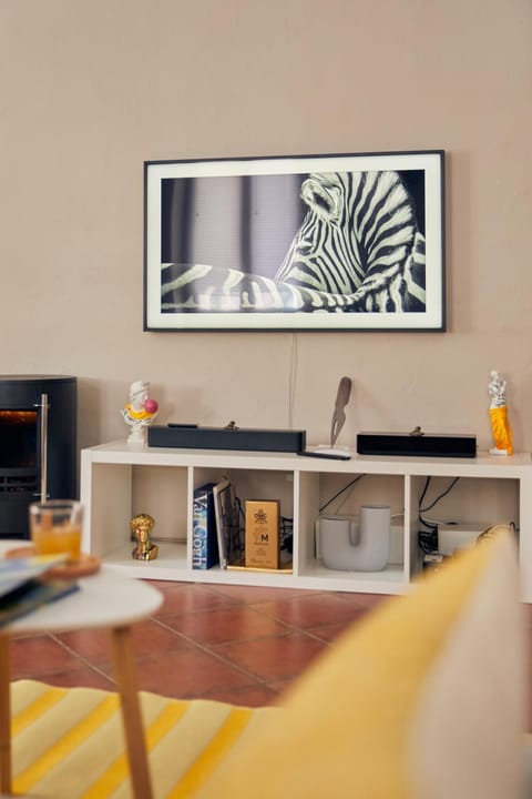 L'Alsacien Artiste - Art - Moderne - Wifi - Netflix Apartment in Mulhouse