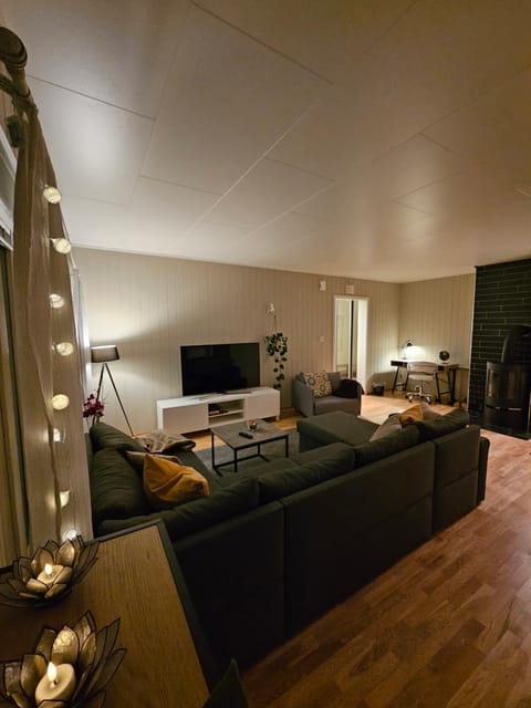 Aurora apartment in Kvaloya Tromso Condo in Tromso
