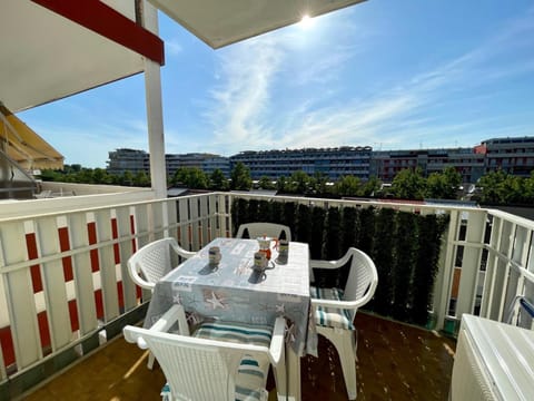 View (from property/room), Balcony/Terrace, furniture