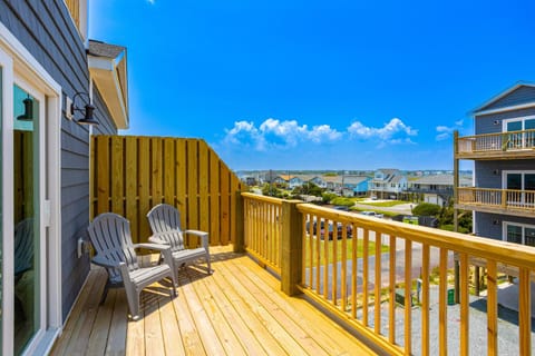 Topsail Serenity House in North Topsail Beach