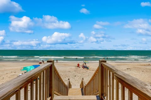 Topsail Serenity House in North Topsail Beach