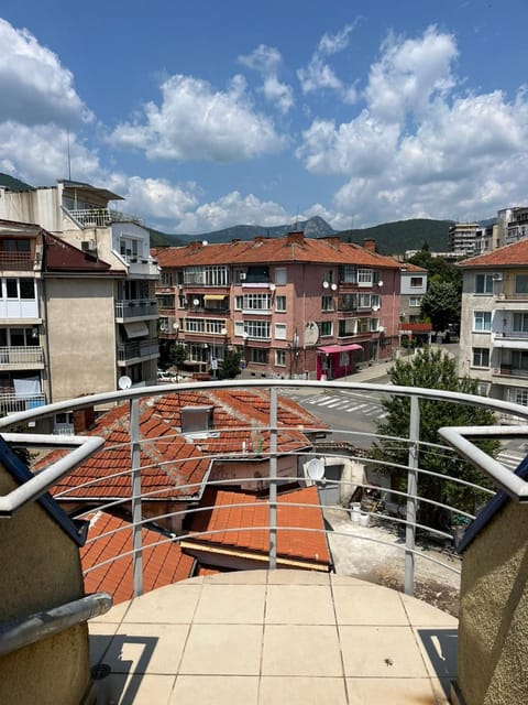 Day, View (from property/room), Balcony/Terrace, City view, Mountain view