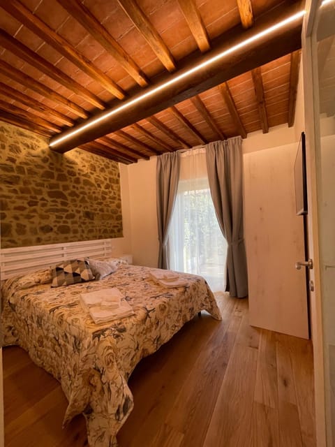CASA DI ELENA Apartment in Montalcino
