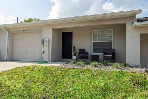 Entire Modern Home in Dade City Maison in Dade City