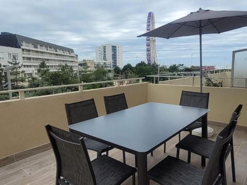 Patio, View (from property/room), Balcony/Terrace
