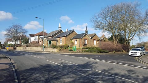 Garden, Street view, Parking