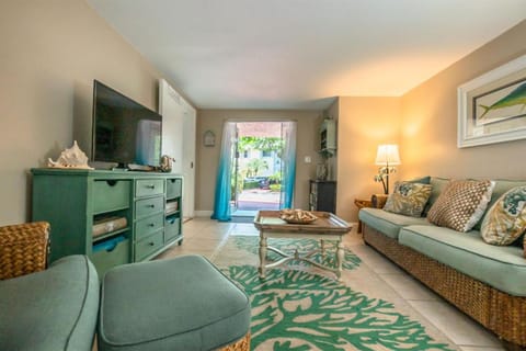 701 Mariners Club Apartment in Key Largo