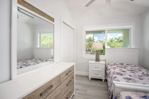 Waterfront - Complete Remodel Maison in Duck Key