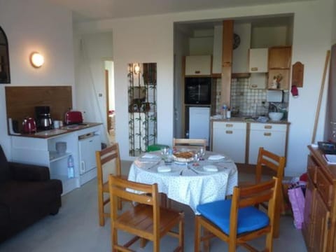 T3* Plage/Gare/Centre ~300m +Box-Auto +Fibre/Wifi Apartment in Royan