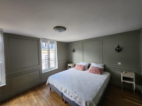 LE ZOLA Apartment hotel in Bourges