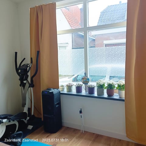 Double room in private home Vacation rental in Zaandam
