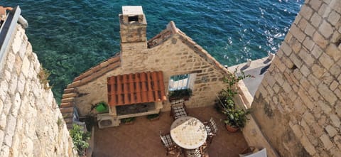 Natural landscape, Balcony/Terrace, Sea view