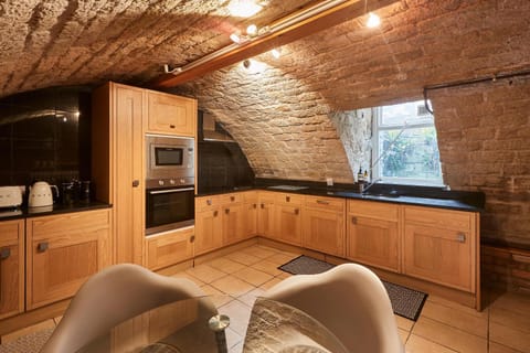 Host & Stay - Cobble Cottage House in Huddersfield