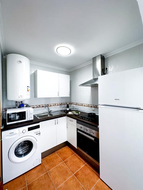 Kitchen or kitchenette, minibar, pet friendly, stove, washing machine