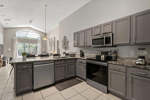 Charming 5BED Villa with Private Pool Villa in Kissimmee