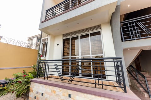 Cozy Haven Apartamento in Kampala