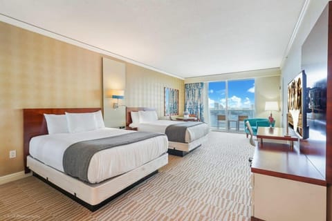 21st Floor Luxury Suite at Trump Int Resort Condo in Sunny Isles Beach