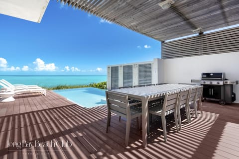 Property building, Pool view