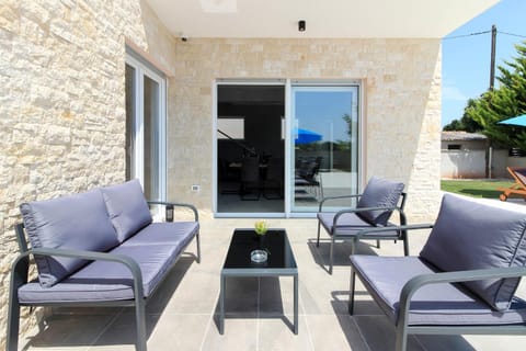 New modern villa Gogo with private pool near the beach and town of Pula by WiiBuk Villa in Medulin