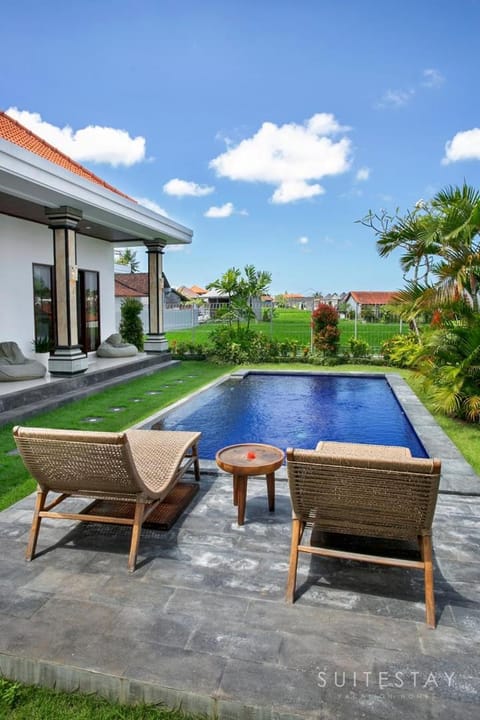 Stylish Villa With Open Grass-field View Villa in North Kuta