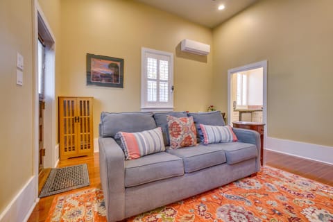 Cozy New Orleans Getaway Near Magazine Street! Apartment in New Orleans