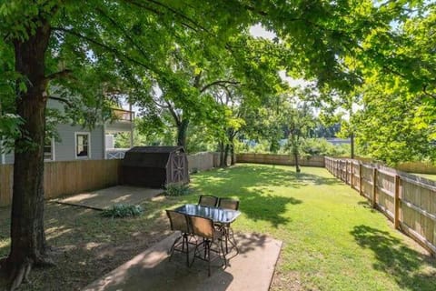 3 Bedroom Cottage Only 3 Miles from Downtown Casa in East Nashville
