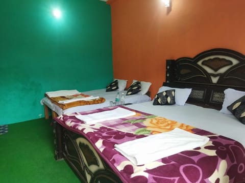 Ritik Home Stay Barkot Urlaubsunterkunft in Uttarakhand
