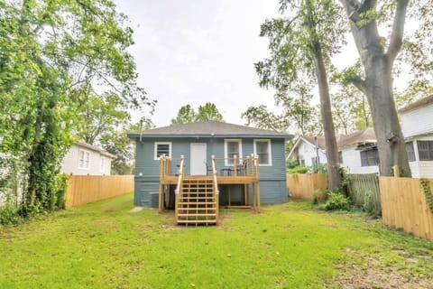 *The Rustic Haven Hideout Near Downtown* House in Montgomery