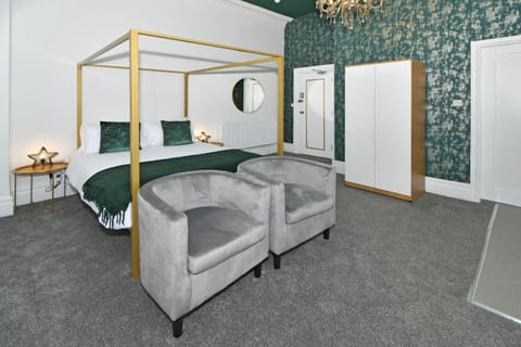 One Battison - Affordable Rooms, Suites & Studios in Stoke on Trent Chambre d’hôte in Stoke-on-Trent