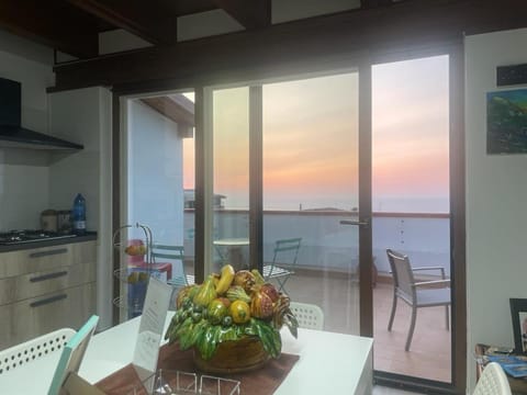 Balcony/Terrace, Dining area, Sea view